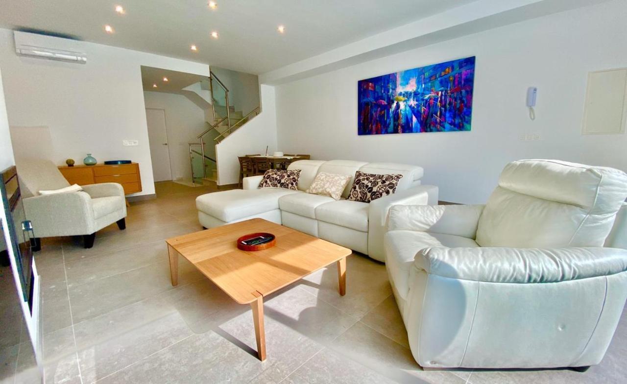 Chalet Con Piscina Privada En La Urb. De Puerto Rey Los Amarguillos Dış mekan fotoğraf